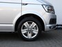 Volkswagen Transporter 2.0 TDI 204 pk L2H1 Comfortline Plus | Airco | Navigatie | Cruise control | Multi stuur | Dubbele schuifdeur | Achteruitrijcamera | PDC | Trekhaak | 17" Lm velgen | Betimmering |