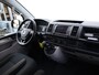 Volkswagen Transporter 2.0 TDI 204 pk L2H1 Comfortline Plus | Airco | Navigatie | Cruise control | Multi stuur | Dubbele schuifdeur | Achteruitrijcamera | PDC | Trekhaak | 17" Lm velgen | Betimmering |
