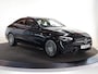Mercedes-Benz C-klasse 300e Business Solution AMG | Panoramaschuifdak | Nightpakket | Digital Light | 19" LM velgen | Dodehoekassistent | 360° camera | Stoelverwarming | Sfeerverlichting |
