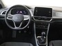 Volkswagen T-Roc 1.0 TSI Style | Parkeerassistent | Digital cockpit Pro | CarPlay | LED Plus verlichting | Adaptieve cruise control | Climate control | Parkeersensoren |