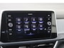 Volkswagen T-Roc 1.0 TSI Style | Parkeerassistent | Digital cockpit Pro | CarPlay | LED Plus verlichting | Adaptieve cruise control | Climate control | Parkeersensoren |