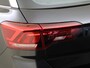 Volkswagen T-Roc 1.0 TSI Style | Parkeerassistent | Digital cockpit Pro | CarPlay | LED Plus verlichting | Adaptieve cruise control | Climate control | Parkeersensoren |