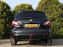 Nissan Qashqai 2.0 Connect Ed.*Camera*Pano.dak*Trekhaak*