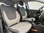 Renault Captur 0.9 TCe Expression Airco | Cruise | Trekhaak | 15" Lichtmetaal | Parkeersensoren Achter | Elek. Ramen | 15" lichtmetalen velgen | Afwijkende dakkleur | Airco