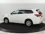 Mitsubishi Outlander 2.4 PHEV Pure | Stoelverwarming | Trekhaak | Camera | Carplay | Keyless | DAB | Cruise control | Bluetooth | Climate control | Plug In