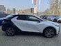 Toyota C-HR 2.0 Plug-in Hybrid 220 Première Edition PANODAK LEER 360° CAMERA JBL-AUDIO EL-STOEL STOEL/STUURVERW BLIND SPOT KEYLESS LED EL-ACHTERKLEP 19'' LM-VELGEN NL-AUTO