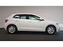 Volkswagen Polo 1.0 TSI DSG Style Nieuw Type | Navigatie | Climate Control | Parkeer sensoren | Cruise control adaptive | Lichtmetalen velgen