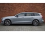 Volvo V60 T6 Plug-in hybrid AWD Core Business Edition | Keyless Entry  | Elektrisch Bedienbare Achterklep | 20-inch Lichtmetalen Velgen | Premium audio by Harman Kardon | Leren bekleding | Rondom zicht camera | Alarmklasse 3