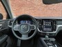 Volvo V60 T6 Plug-in hybrid AWD Core Business Edition | Keyless Entry  | Elektrisch Bedienbare Achterklep | 20-inch Lichtmetalen Velgen | Premium audio by Harman Kardon | Leren bekleding | Rondom zicht camera | Alarmklasse 3