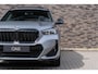 BMW X1 xDrive30e | M-Sport | Live Cockpit | Panorama | Alcantara/Leder | Memory | H&K | Head-Up | 20"LM | Frozen Pure Grey