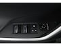 Toyota RAV4 2.5 Plug-in Hybrid AWD Bi-Tone Plus | Apple Carplay/Android Auto | Stoel/Stuurverwaring | Stoelverwarming Achterbank | 360Camera | Parkeersensoren |