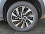 Volkswagen T-Roc Life First Edition 1.5 eTSI 85 kW / 116 PK SUV 7 versn. DSG | Stoelverwarming | Stuurverwarming | Achteruitrijcamera |