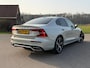 Volvo S60 2.0 B3 R-Design / Automaat / Airco / Navi / Camera / Leder Stuur-Stoel verwarming / Led / PDC / Goed Onderhouden / NAP