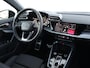 Audi A3 Sportback 45 TFSI e S edition Competition 272pk | SONOS | HUD | Keyless | Elek. bestuurderstoel | Matrix LED | Trekhaak | Adaptive Cruise | Stoelverwarming | Carbon spoiler | 360° camera