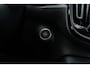 Volvo XC40 1.5 T4 Recharge Inscription | Schuif-/ Kanteldak | Elektrische stoelverstelling | Stoel- / Stuurverwarming | Adaptive Cruise | Camera |  Keyless Entry | Volvo On Call |
