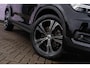 Volvo XC40 1.5 T4 Recharge Inscription | Schuif-/ Kanteldak | Elektrische stoelverstelling | Stoel- / Stuurverwarming | Adaptive Cruise | Camera |  Keyless Entry | Volvo On Call |