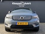 Volvo XC40 Recharge P8 AWD 408 pk R-Design | 1e eigenaar | dealer onderh. | panoramadak | trekhaak | leder/alcantara | navigatie