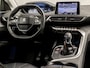 Peugeot 3008 1.2 PureTech Premium GT Sport (APPLE CARPLAY, PARELMOER, LEDER, 360 CAMERA, KEYLESS, SPORTSTOELEN, TREKHAAK, GETINT GLAS, ZWART DAK, NIEUWE APK, NIEUWSTAAT)