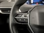 Peugeot 3008 1.2 PureTech Premium GT Sport (APPLE CARPLAY, PARELMOER, LEDER, 360 CAMERA, KEYLESS, SPORTSTOELEN, TREKHAAK, GETINT GLAS, ZWART DAK, NIEUWE APK, NIEUWSTAAT)
