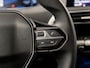 Peugeot 3008 1.2 PureTech Premium GT Sport (APPLE CARPLAY, PARELMOER, LEDER, 360 CAMERA, KEYLESS, SPORTSTOELEN, TREKHAAK, GETINT GLAS, ZWART DAK, NIEUWE APK, NIEUWSTAAT)