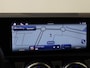 Mercedes-Benz A-klasse 180 AMG Line Facelift /Panoramadak /CarPlay