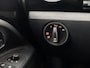 Volkswagen Up! 1.0 high up! (NAVIGATIE, AIRCO, GETINT GLAS, SPORTSTOELEN, PARKEERSENSOREN, ELEK RAMEN, ARMSTEUN, NIEUWE APK, NIEUWSTAAT)