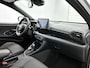 Toyota Yaris 1.5 Hybrid Executive | Navigatie | Parkeersensoren voor+achter | Blind Spot Monitor |