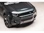 Land Rover Defender 110 P300e 110 X-Dynamic HSE | HNP € 126060,- | Caraway | Elec Trekhaak | 22'' | Body wrap Britisch Racing green
