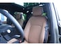 Land Rover Defender 110 P300e 110 X-Dynamic HSE | HNP € 126060,- | Caraway | Elec Trekhaak | 22'' | Body wrap Britisch Racing green