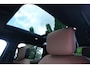 Land Rover Defender 110 P300e 110 X-Dynamic HSE | HNP € 126060,- | Caraway | Elec Trekhaak | 22'' | Body wrap Britisch Racing green