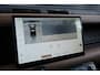 Land Rover Defender 110 P300e 110 X-Dynamic HSE | HNP € 126060,- | Caraway | Elec Trekhaak | 22'' | Body wrap Britisch Racing green