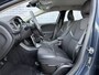 Volvo V40 2.0 T2 Nordic+ | Stoelverwarming Voor | Parkeerverwarming | Parkeersensoren Achter | LED Koplampen | Navigatie | Verwarmde Voorruit |