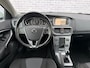Volvo V40 2.0 T2 Nordic+ | Stoelverwarming Voor | Parkeerverwarming | Parkeersensoren Achter | LED Koplampen | Navigatie | Verwarmde Voorruit |