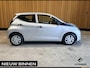 Toyota Aygo 1.0 VVT-i x-now Airco. Cruise-control. Compleet dealer onderhouden met NAP