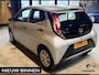 Toyota Aygo 1.0 VVT-i x-now Airco. Cruise-control. Compleet dealer onderhouden met NAP