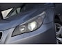 BMW 5-Serie 520i Executive Xenon - Trekhaak - Schuif-dak