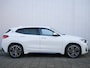 BMW X2 sDrive18i High Executive M-Sport 19 Inch / LED / Trekhaak / Stoelverwarming