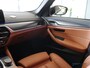 BMW 5-Serie Touring 530i xDrive | M-Sport | Pano | Luchtvering | 4 Wiel Besturing | Leer | Ambiente | 20" M Velgen | 4-Zone Climate | Elektr. Kofferbak | Laser LED | Adaptive Cruise Stop & Go | Keyless Go |