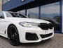 BMW 5-Serie Touring 530i xDrive |4WD | M-Sport | Pano | Luchtvering | Leder | Ambiente Verlicht. | 20" M Velgen | 4-Zone Climate Control | Elektr. Kofferbak | Laser LED | Adaptive Cruise Control | Keyless Go |