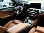 BMW 5-Serie Touring 530i xDrive | 4WD | M-Sport | Pano | Luchtvering | Leder | Ambiente Verlicht. | 20" M Velgen | 4-Zone Climate Control | Elektr. Kofferbak | Laser LED | Adaptive Cruise Control | Keyless Go |