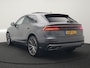 Audi Q8 55 TFSI e Quattro 2x S Line Black Optic PHEV 381pk Dealer O.H. | Trekhaak Af Fabriek | Luchtvering | Panodak | Bang & Olufsen Sound | Camera | Alcantara Sportstoelen Verwarmd | 23"L.M | Virtual | Navigatie | DAB | Plug In Hybrid |