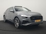 Audi Q8 55 TFSI e Quattro 2x S Line Black Optic Plug In Hybrid 381pk Dealer O.H. PHEV | Trekhaak Af Fabriek | Luchtvering | Panodak | Bang & Olufsen Sound | Camera | Alcantara Sportstoelen Verwarmd | 23"L.M | Virtual | Navigatie | DAB |