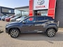 Toyota Yaris Cross 1.5 Hybrid Dynamic STUUR- EN STOELVERWARMING PDC V+A TREKHAAK AD CRUISE