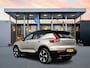 Volvo XC40 Single Motor Extended Range Plus 82 kWh | 19" Allseason | Trekhaak | Adaptieve Cruise | BLIS | Stoel/Stuurverwarming | Keyless | Elektr. Achterklep | Warmtepomp