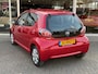 Toyota Aygo 1.0 VVT-I 5DRS Aspiration Red | Eerste eigenaar, Lichtmetalen velgen, Airconditioning, Half leer, Radio/CD Speler