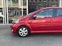 Toyota Aygo 1.0 VVT-I 5DRS Aspiration Red | Eerste eigenaar, Lichtmetalen velgen, Airconditioning, Half leer, Radio/CD Speler