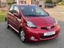 Toyota Aygo 1.0 VVT-I 5DRS Aspiration Red | Eerste eigenaar, Lichtmetalen velgen, Airconditioning, Half leer, Radio/CD Speler