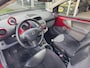 Toyota Aygo 1.0 VVT-I 5DRS Aspiration Red | Eerste eigenaar, Lichtmetalen velgen, Airconditioning, Half leer, Radio/CD Speler