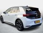 Volkswagen ID.3 First Plus 58 kWh / Trekhaak / Stoelverwarming / Adaptive Cruise / Camera / Carplay / 3 Fase / Navigatie / Keyless / Full LED Matrix / DAB / 1e Eigenaar / Performance Upgrade /