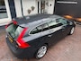 Volvo V60 1.6 T3 Momentum, PDC/Clima/Sound/Trekkaak/Etc